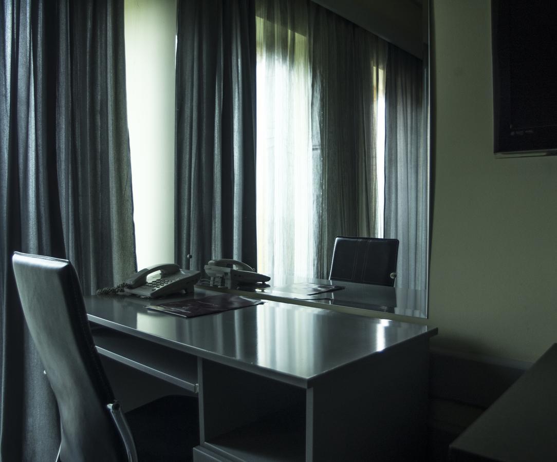 Hotel Vidikovac Ni エクステリア 写真
