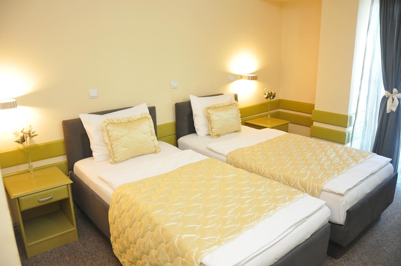 Hotel Vidikovac Ni エクステリア 写真