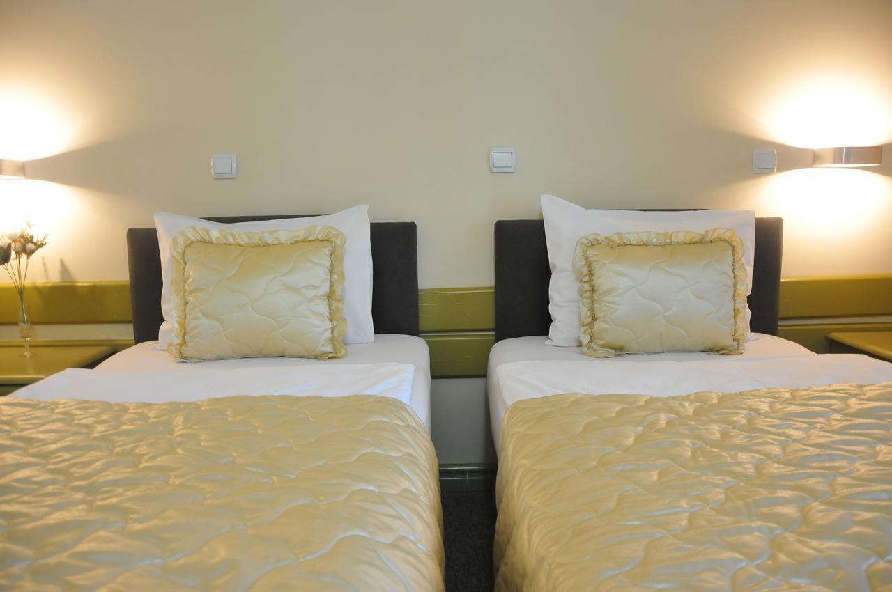 Hotel Vidikovac Ni エクステリア 写真