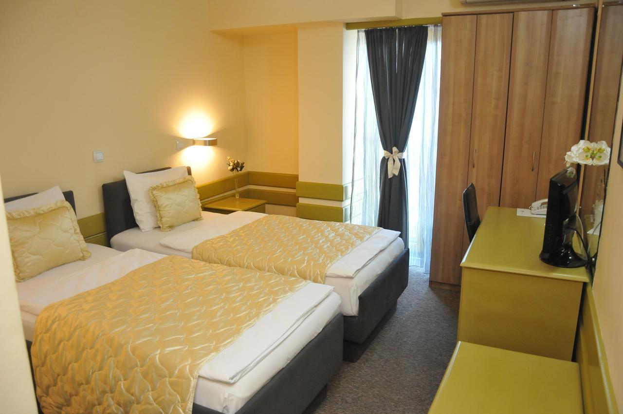Hotel Vidikovac Ni エクステリア 写真